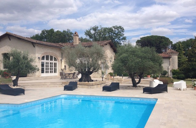Beau Manoir restaurado XVII