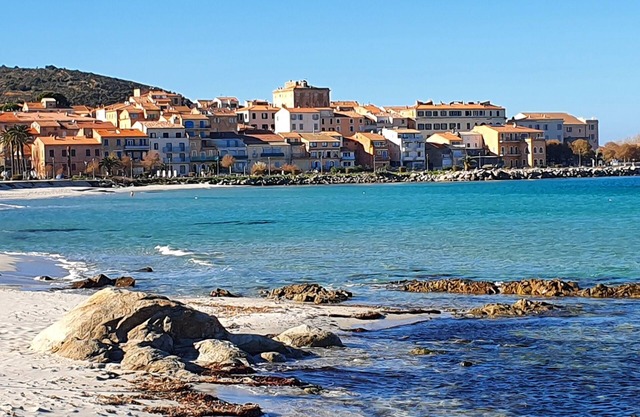 Beautiful apartment near Ile Rousse