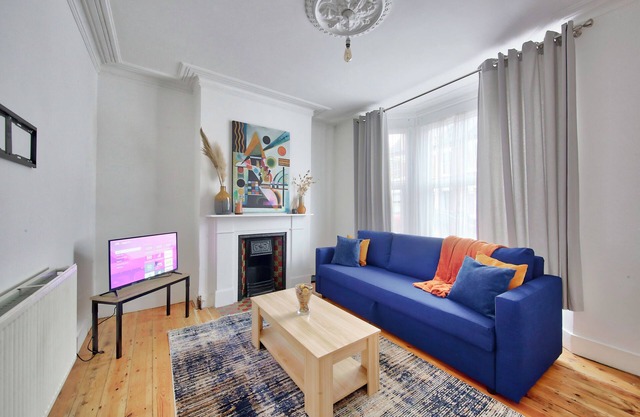 Beautiful 1 bed ground floor garden flat, Brentford, LONDON