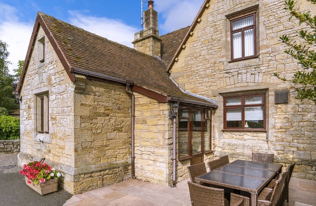 Hermosa 19a Cottage Century Stone