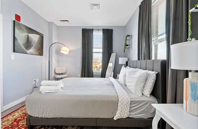 Beautiful 1BR Near Encore Boston 7332
