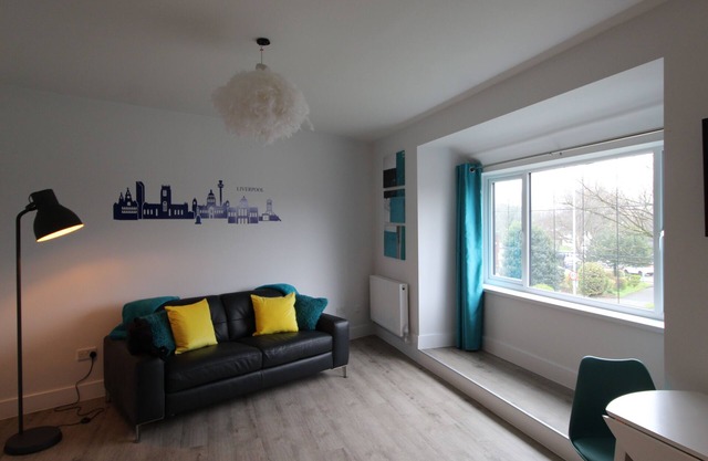 Hermoso apartamento de 2 dormitorios en una excelente ubicación en Childwall Fiveways (Flat 2)