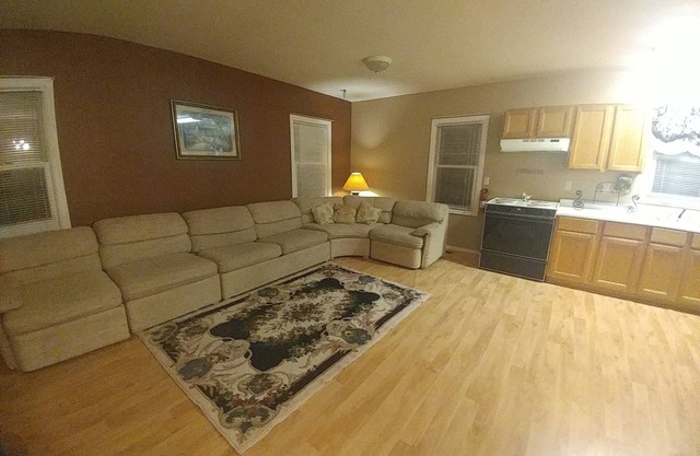 Loft superior de dos dormitorios en Mount Clemens