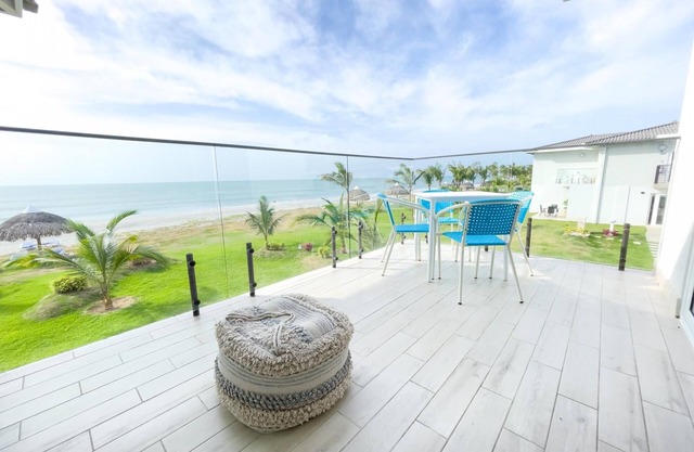 Beautiful 2BR View at Residences