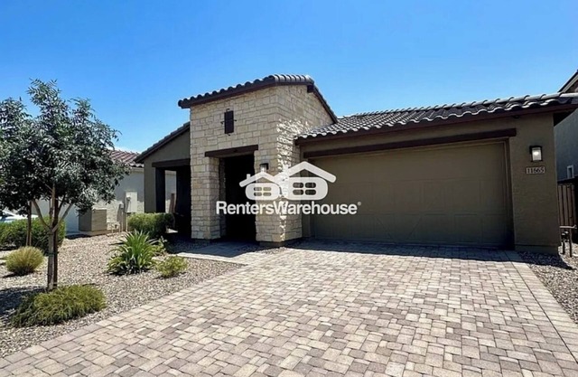 Beautiful 3 bed 3 bath house in awesome community w/ Mountain Views & much more