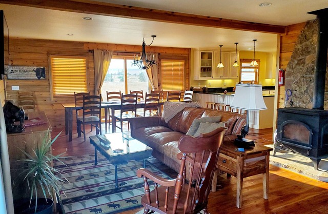 Hermosa casa de montaña de 5 BDRM en el rancho de bisontes en North Park, CO.