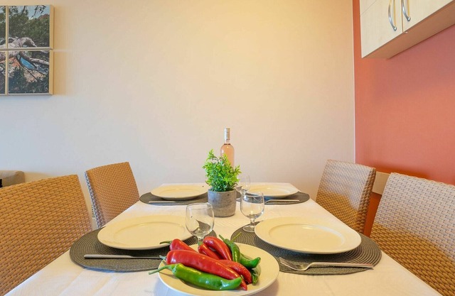 Beautiful apartment for 4 guests with A/C, pool, WIFI, TV and terrace