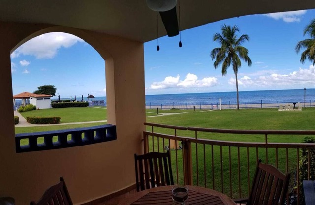 Apartamento nuevo y hermoso frente a la playa, Hacienda del Golf y Playa