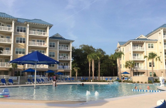 Hermoso Bluewater Resort y Marina. Dos habitaciones, dos baños. Las mejores tarifas!