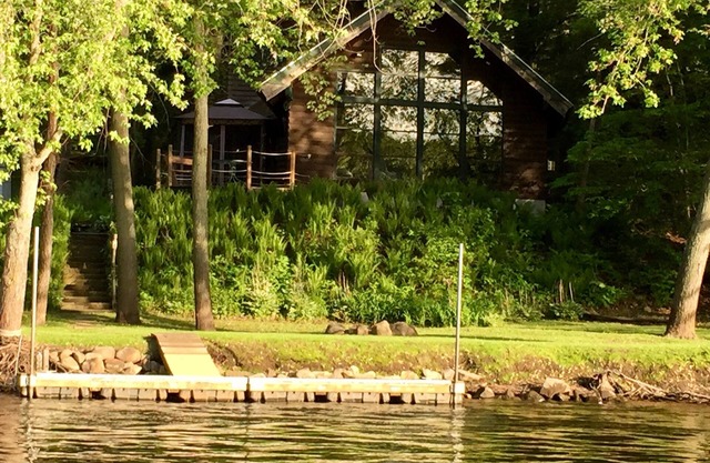 Hermosa cabaña en el pintoresco río Wisconsin / Lago Wisconsin