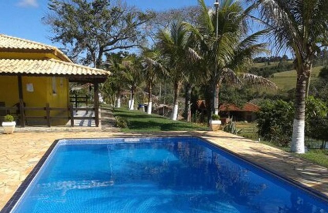 HERMOSA CHACARA EN ATIBAIA PARA DESCANSO JUNIO AGOSTO