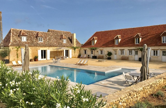 Hermosa villa independiente con piscina privada, wifi gratis y hermosa vista