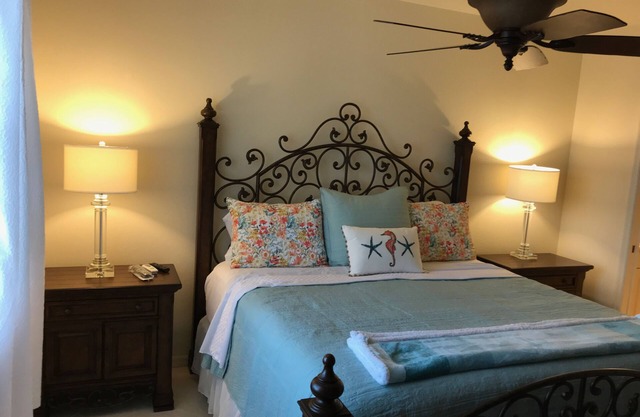 Hermoso apartamento de 2 habitaciones en el complejo que lo tiene todo.