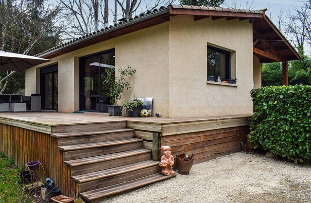 Hermosa casa en Pradines con cocina