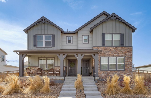 Beautiful Home w/ Bonus Room & Prime Location!
