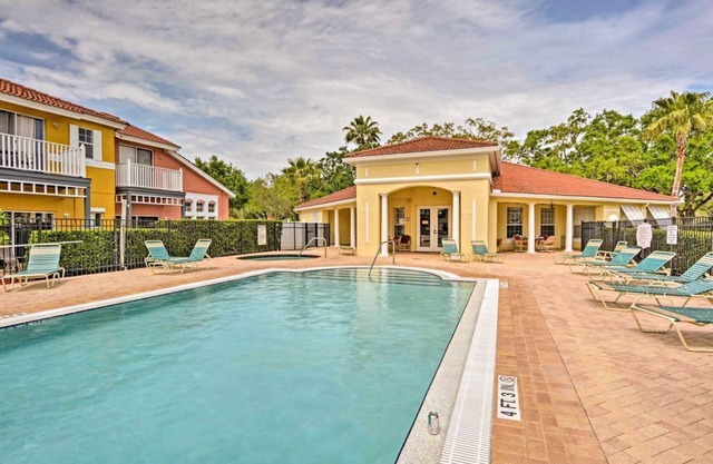 Beautiful Kissimmee Townhome Near Theme Parks!