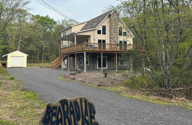 Beautiful Open Layout w/ Hot Tub, Huge Game Room, EV Charger, and Pet Friendly.