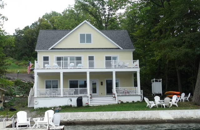 Beautiful private Custom new build 5 bedroom Keuka lake house on lower road