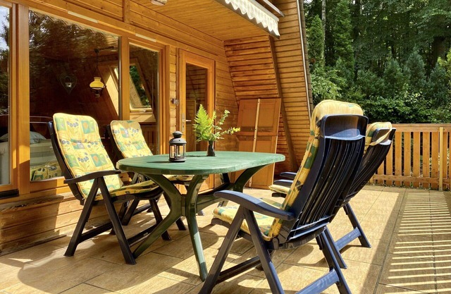 Maravillosa casa de vacaciones privada para 3 personas con WIFI, TV, patio y aparcamiento