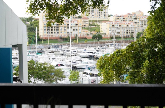 Escapate a este hermoso apt en Villa Marina Fajardo y disfruta en familia!