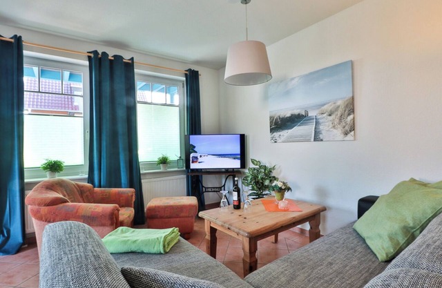 Beautiful, spacious 2-room apartment with terrace, ideal for a family with up to 3 children.