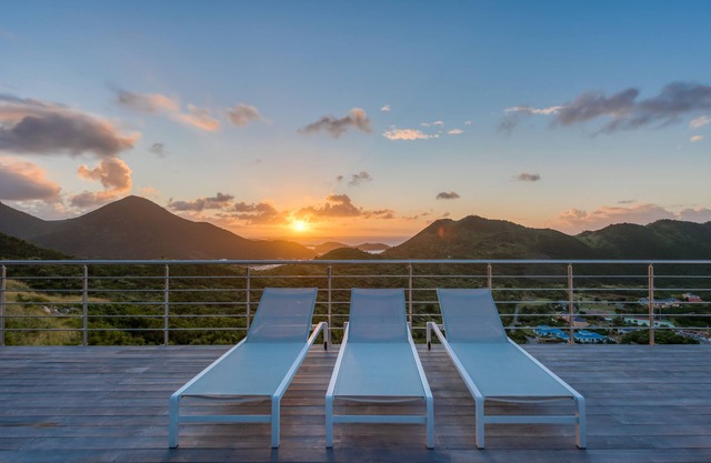 Hermosa villa con vistas al mar