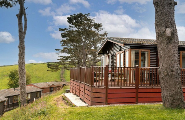Estupenda casa de vacaciones para 6 personas con piscina, WIFI, TV, balcón y aparcamiento