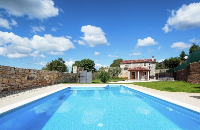 Villa de lujo en Jakovici, Croacia con Piscina