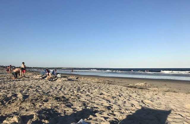 Nueva casa moderna frente al mar! Cubierta panorámica. A pie de playa!