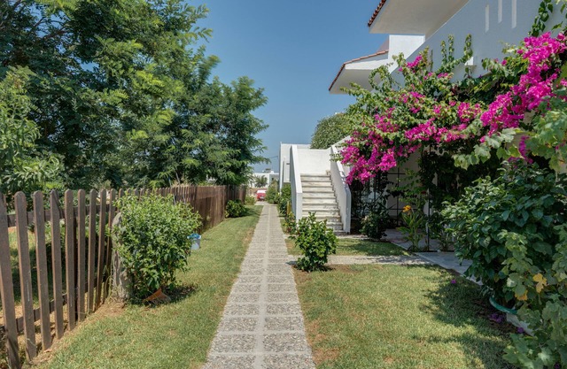 Bed and Breakfast 'Ilios and Irene 9' con terraza compartida, Wi-Fi y aire acondicionado.
