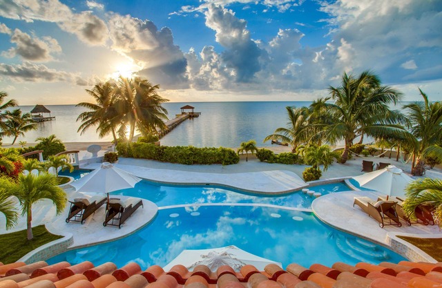 Belizean Cove Estates