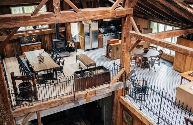 Belleayre Barn: 1900s Barn w/ Hot Tub + Mtn Views