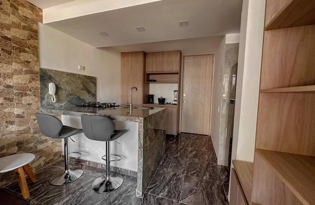 Bello apartaestudio Alto Living