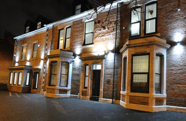 Bentinck Apartments