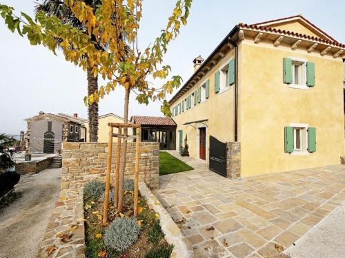 Benvenuti with heated pool