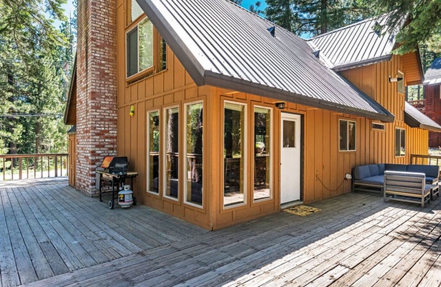 Bernese's Bungalow by Tahoe Mountain Properties