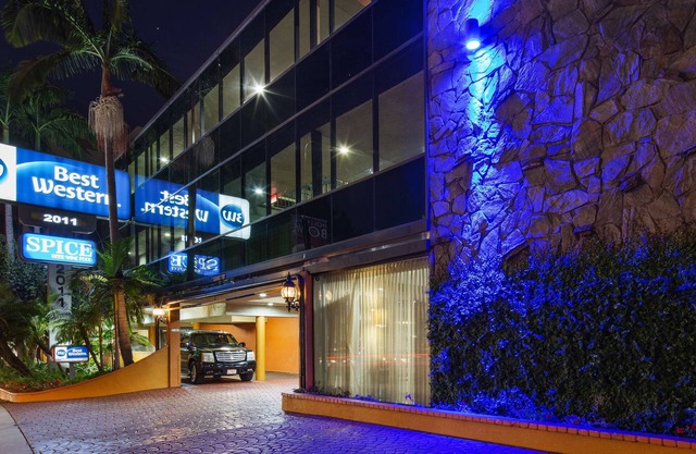 Best Western Hollywood Plaza Inn Hotel - Hollywood Walk of Fame LA