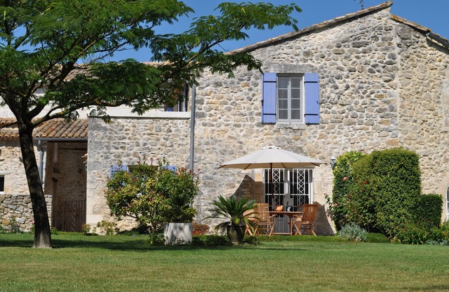 ENTRE PROVENCE Y ARDECHE CASA DE INVITADOS DE MAS CHAZEL CERCA DE UZES Y NÎMES