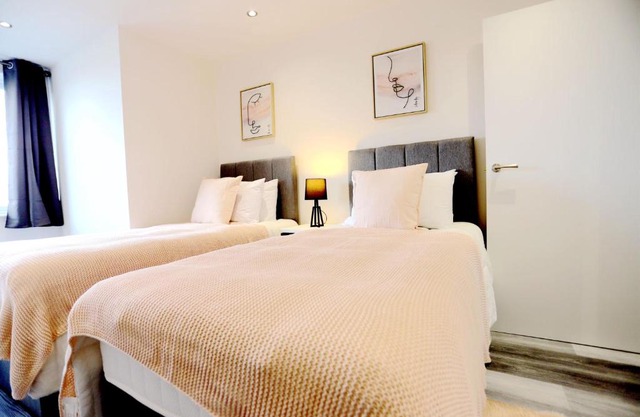Birmingham NECAirport Interchange shortstay homebase