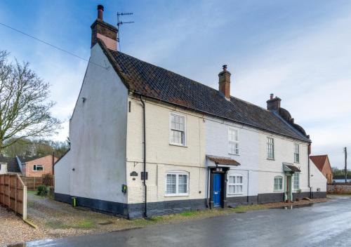 Blacksmiths Cottage - Buxton Norfolk