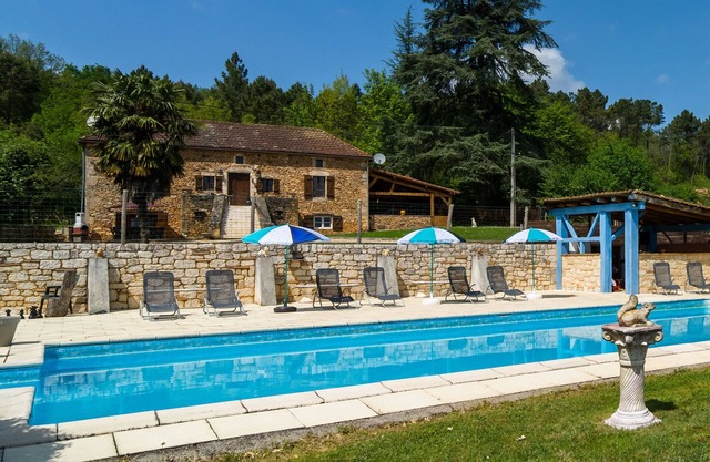 Bonita casa de vacaciones con piscina privada