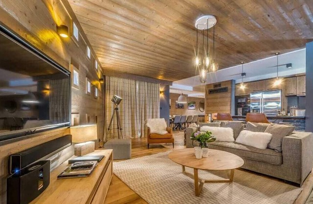 Blazing Sunflower Apartment with Fancy Interiors