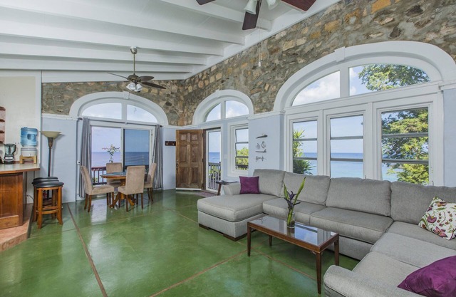 Blissful Historic Cottage on the Caribbean