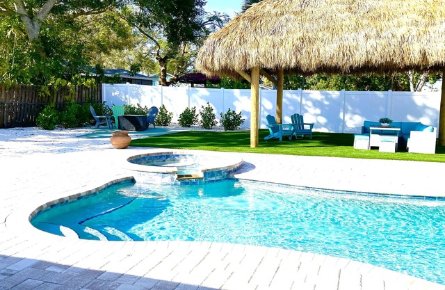 Blue Bayou - Charming home with heated pool, tiki and OPTIONAL BOAT DOCKAGE