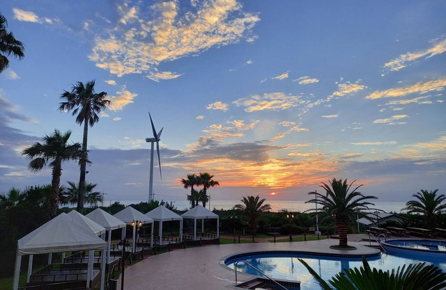 Blue Hawaii Resort