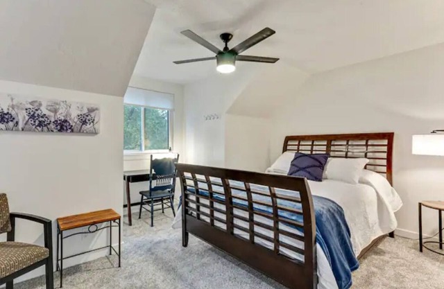 Blue Ivy Oasis - New Remodel - Cozy n' Spacious.