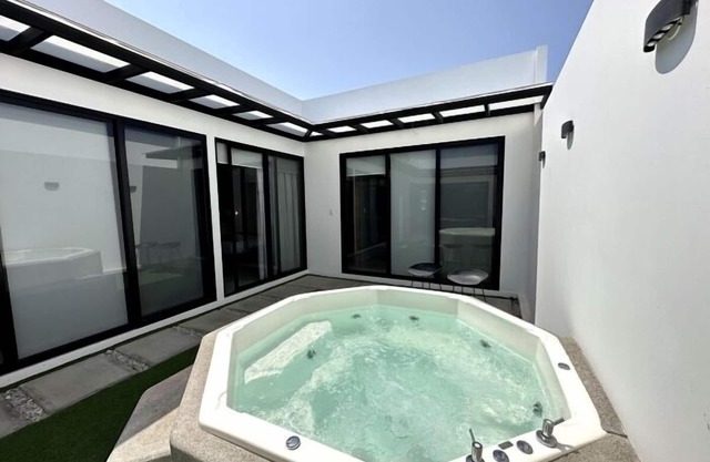 Blue Villa v2 · Punta Blanca · 3 dormitorios · 7 camas · 3 baños