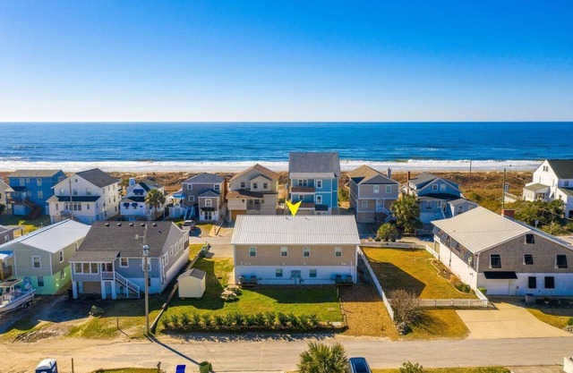 Boardwalk Shores B 2 Bedroom Duplex by RedAwning