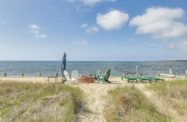 Boho Beach Hideaway w/ Pool, Fire Pit & Grill!