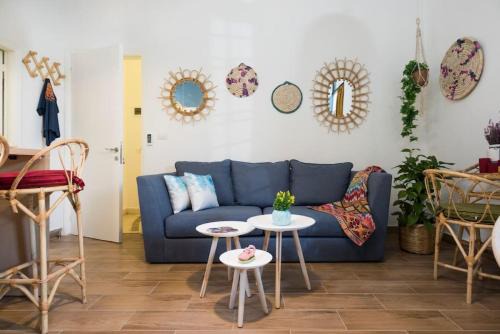 Boho-Chic Cozy 2BR - Apt & Balcony in Mar Mikhael